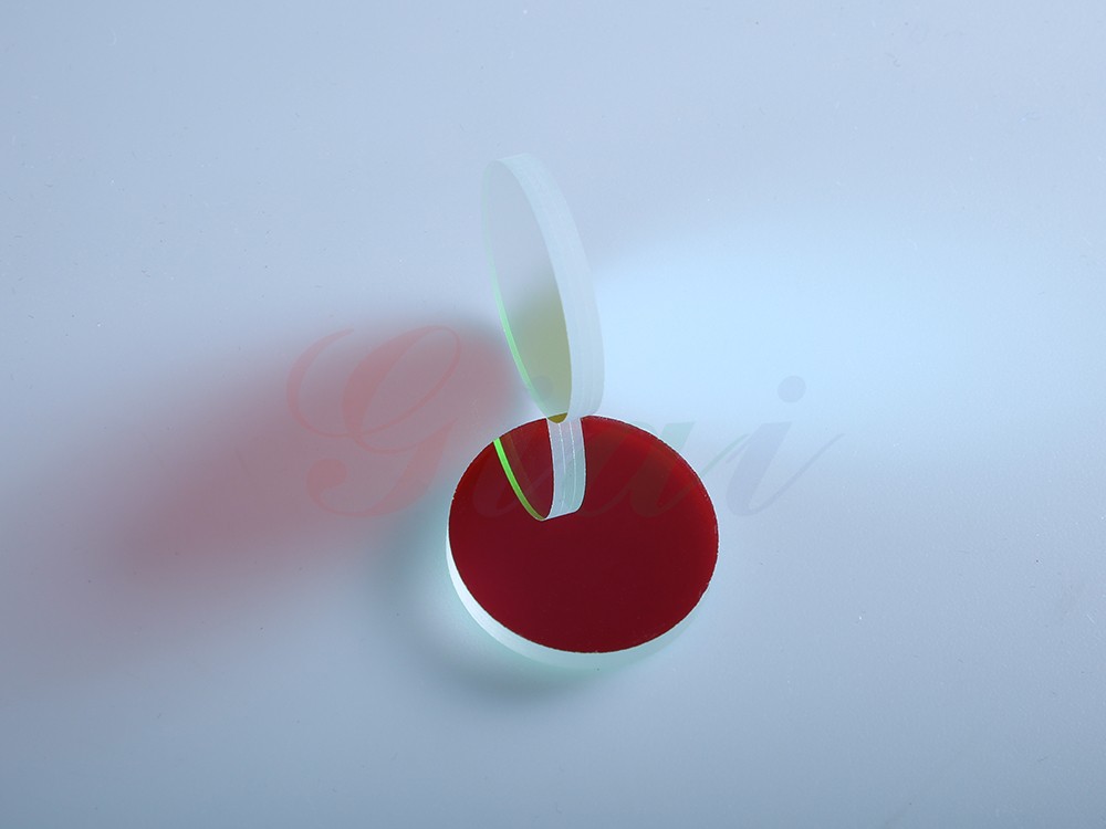 BP590 narrow bandpass filter product reference visual